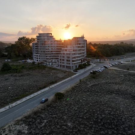 Allure Beach Resort Aparthotel Primorsko Esterno foto