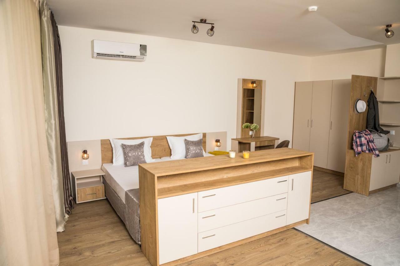 Allure Beach Resort Aparthotel Primorsko Esterno foto
